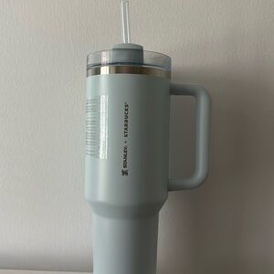 2024 Starbucks X Stanley spring collection 40 FL OZ